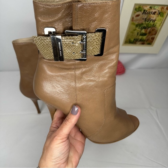 Michael Michael Kors Tan Leather Upper Peep Toe Boots Size 9.5 - Picture 7 of 16